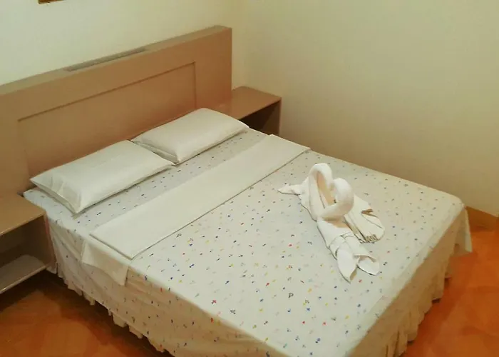 Malonzo House Guest house 2*
