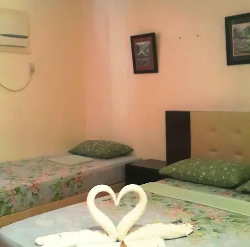 Malonzo House Guest house Oslob
