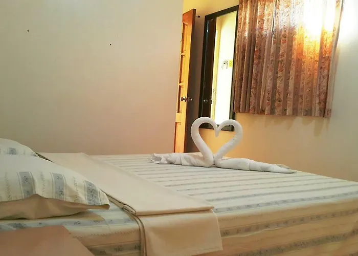 Malonzo House 2* Oslob